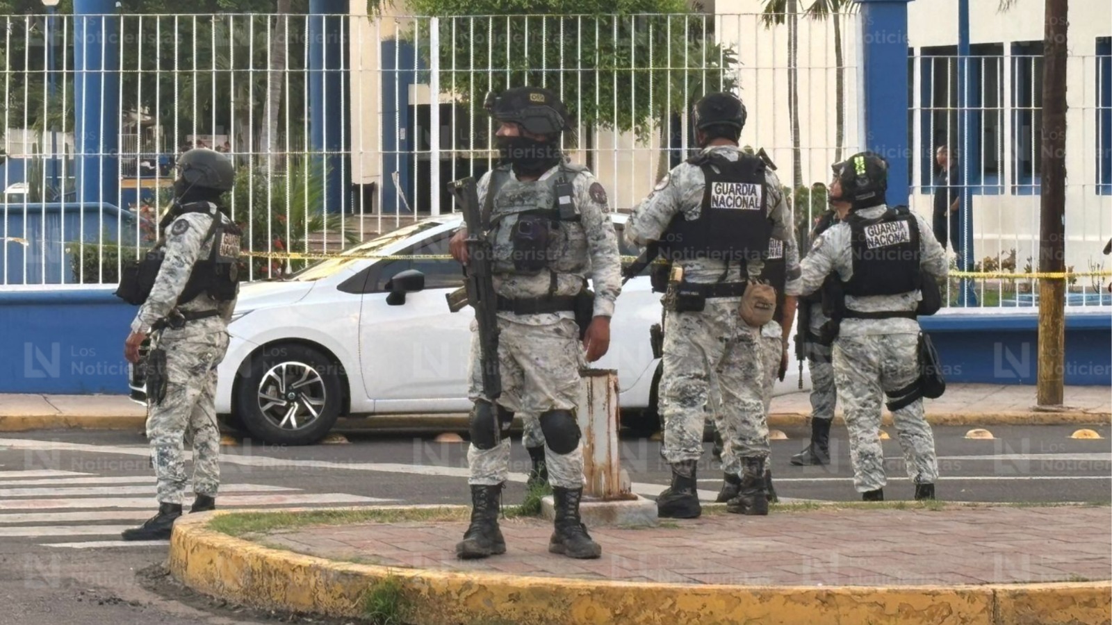 Capturan a presunto robacarros en C.U., en Culiacán