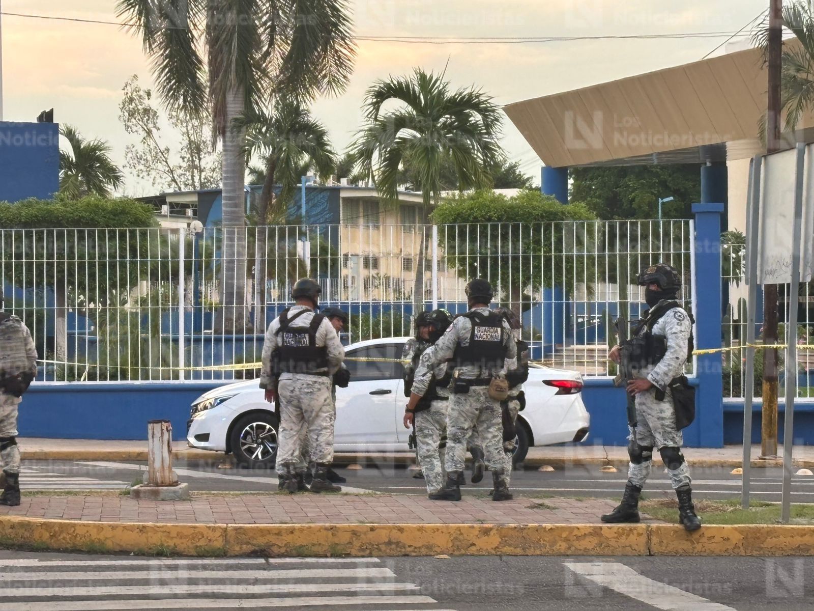 Capturan a presunto robacarros en C.U., en Culiacán