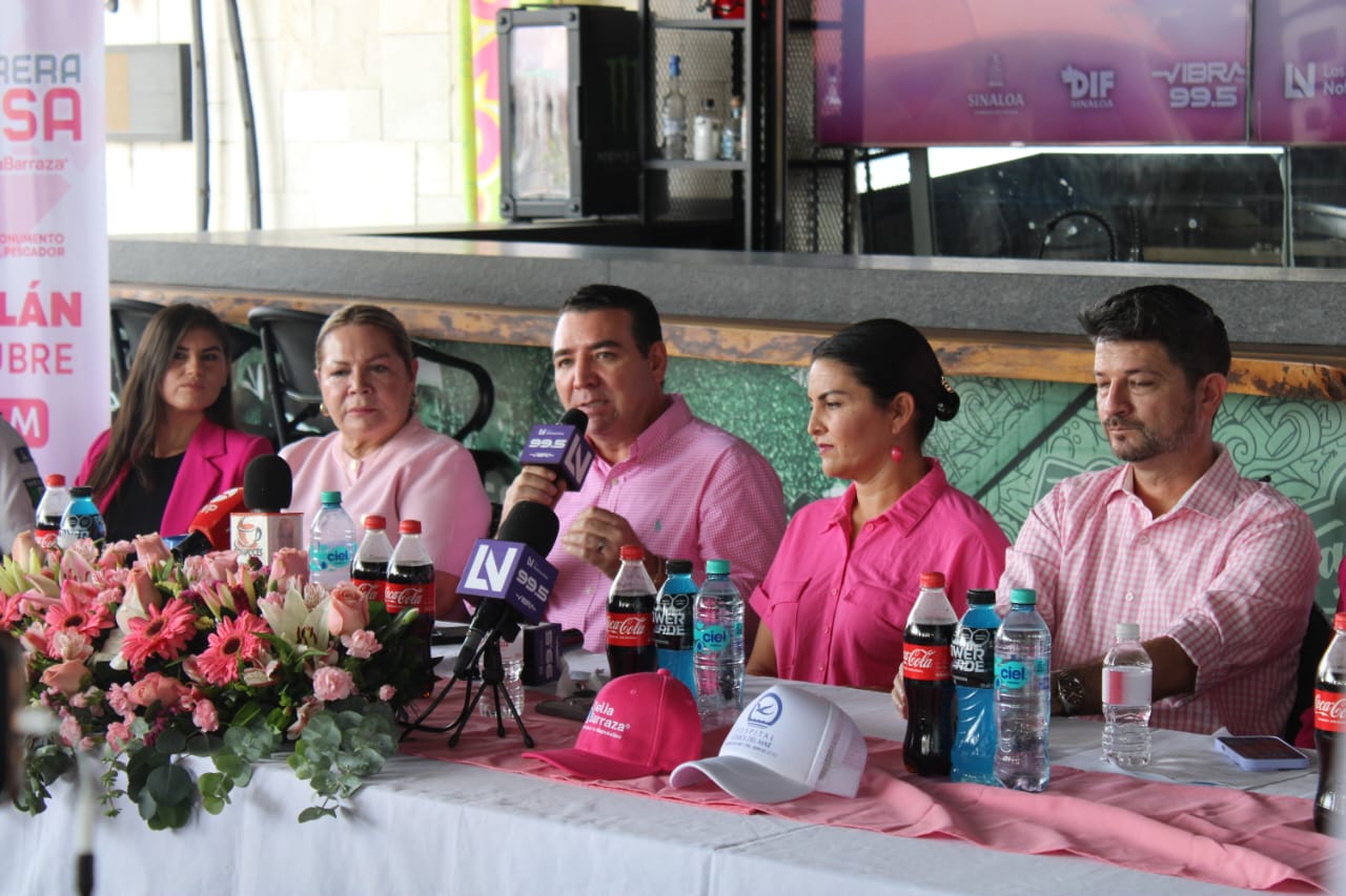 Rueda de prensa de la Carrera Rosa en Mazatlán