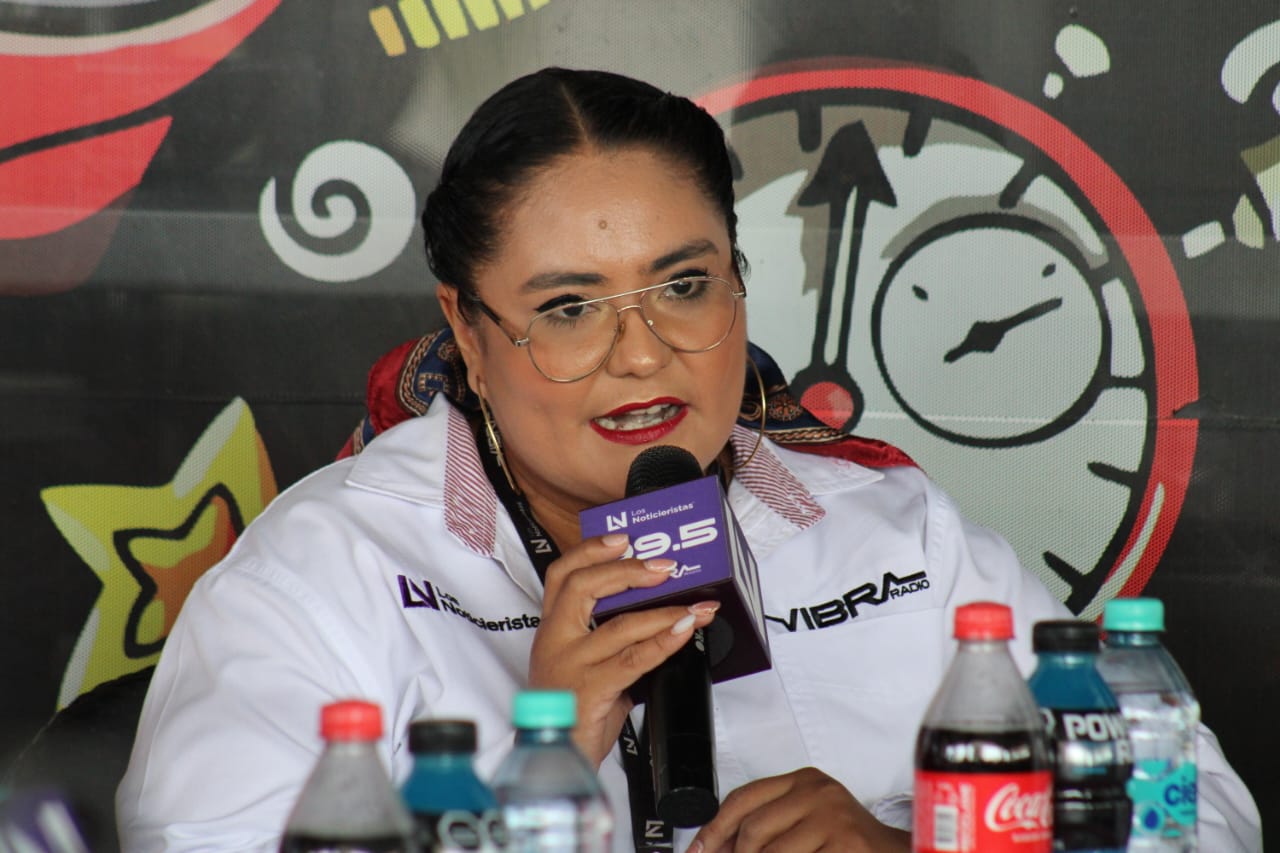 Rueda de prensa de la Carrera Rosa en Mazatlán