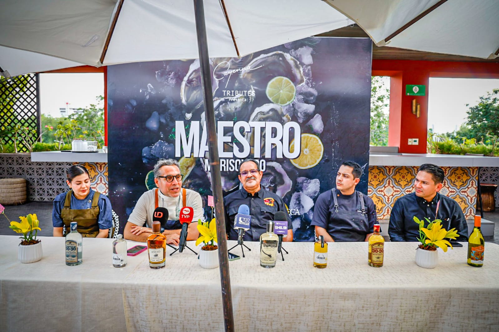 Cayenna reconoce a Prudencio Peñuelas "El Puyi" como Maestro Marisquero en Culiacán