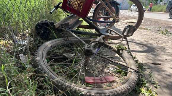 Ciclista ingresa a hospital de Los Mochis tras ser arrollado por un vehículo en el ejido México, Ahome, Sinaloa