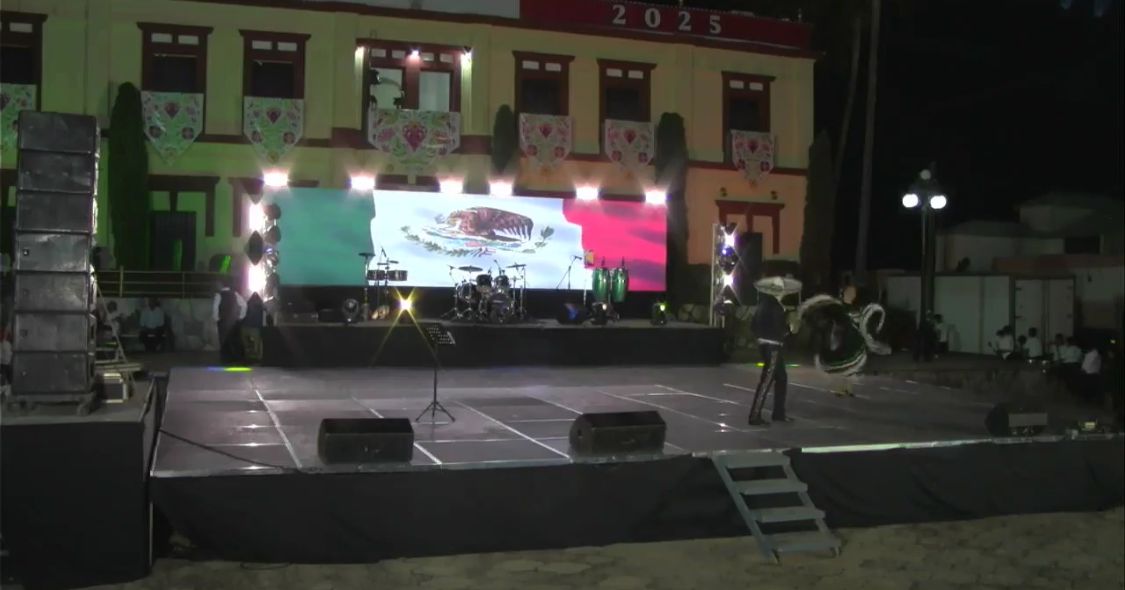 Celebración del Grito de Independencia en El Rosario, Sinaloa