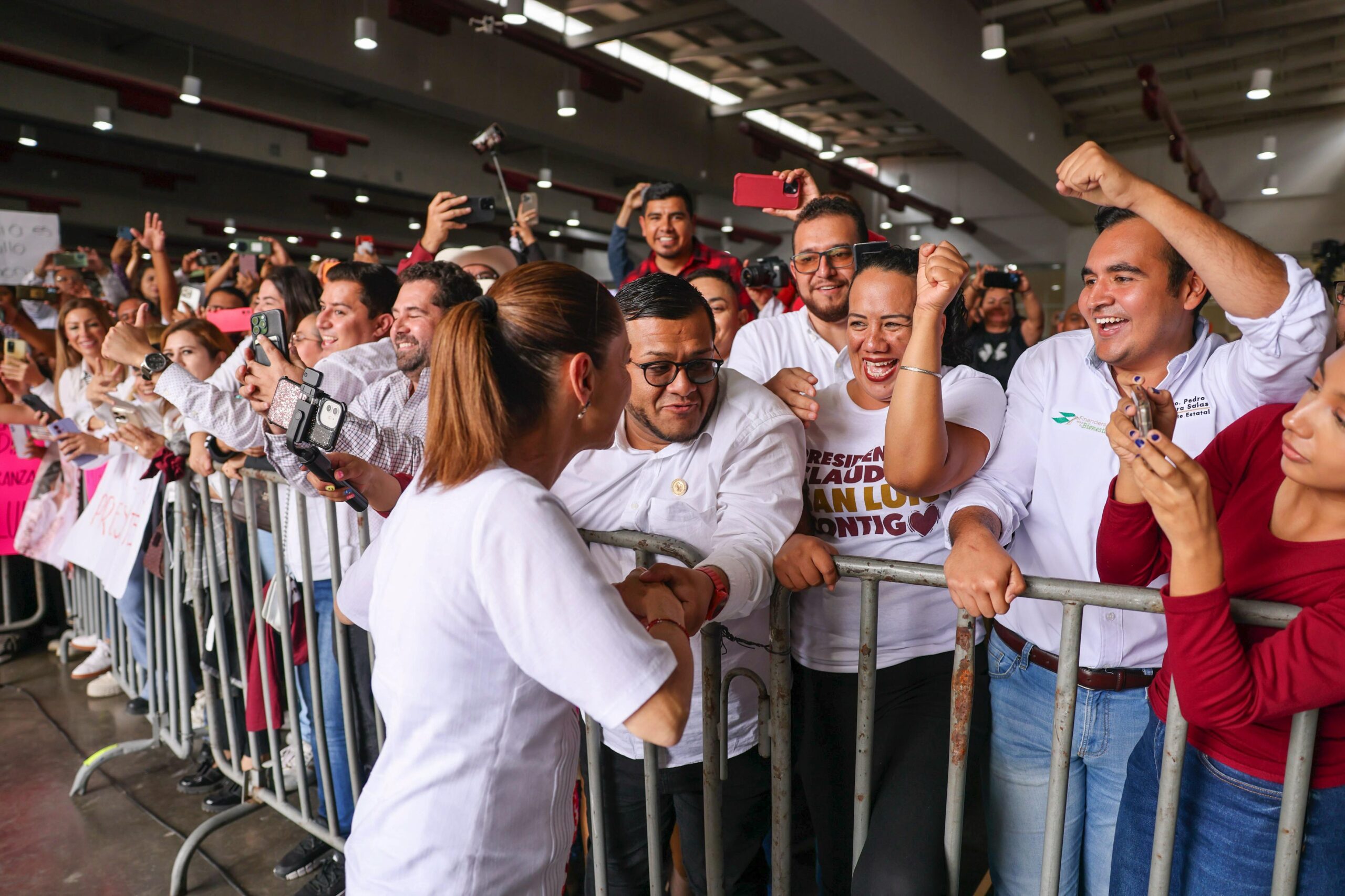 Claudia Sheinbaum anuncia en San Luis Potosí que se dará apoyo para el pago de maestros