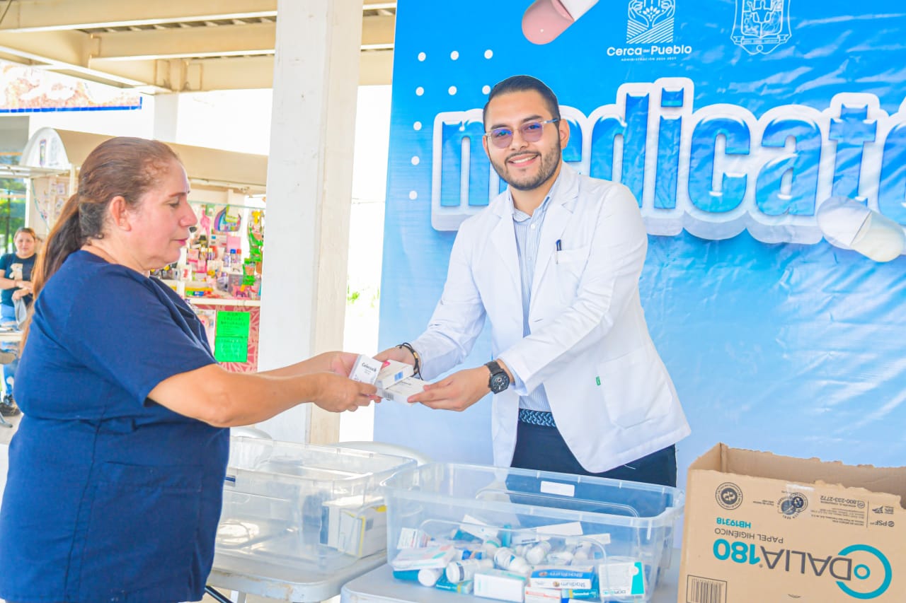 Colecta de medicamentos en Guamúchil, Sinaloa