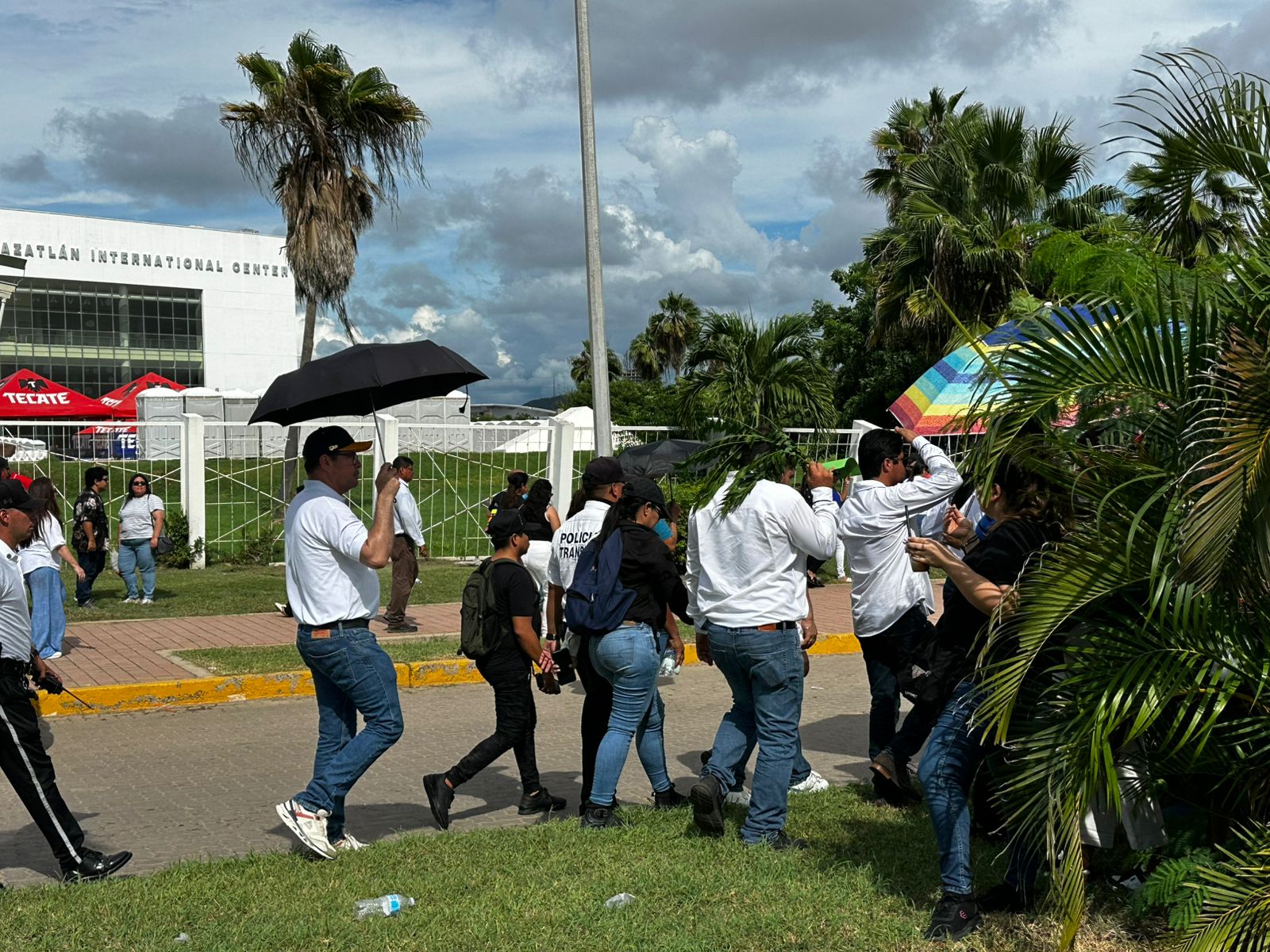 Miles acudieron a la visita de Claudia Sheinbaum a Mazatlán