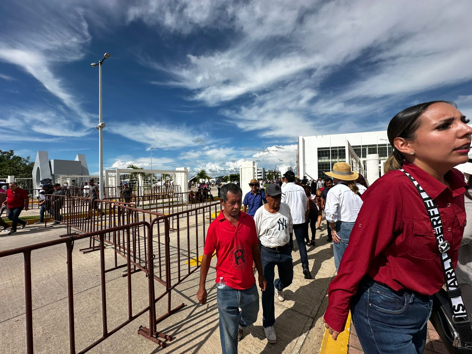 Miles acudieron a la visita de Claudia Sheinbaum a Mazatlán