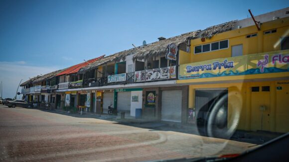 Restaurantes de Altata, Navolato, enfrentan crisis económica; el 45% del turismo que reciben es “lonchero”: Empresarios