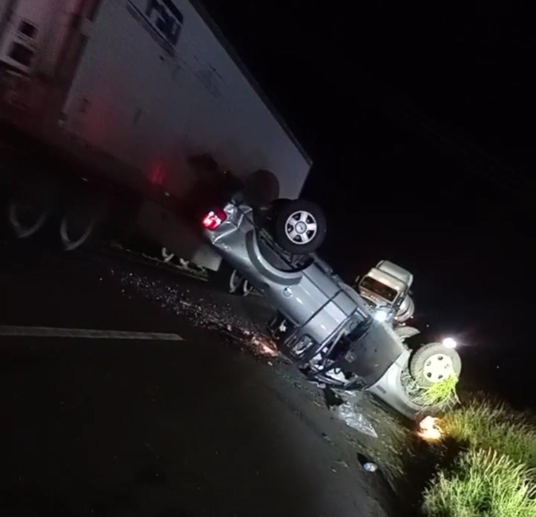 con las llantas hacia arriba terminaron las unidades sobe la mexico 15