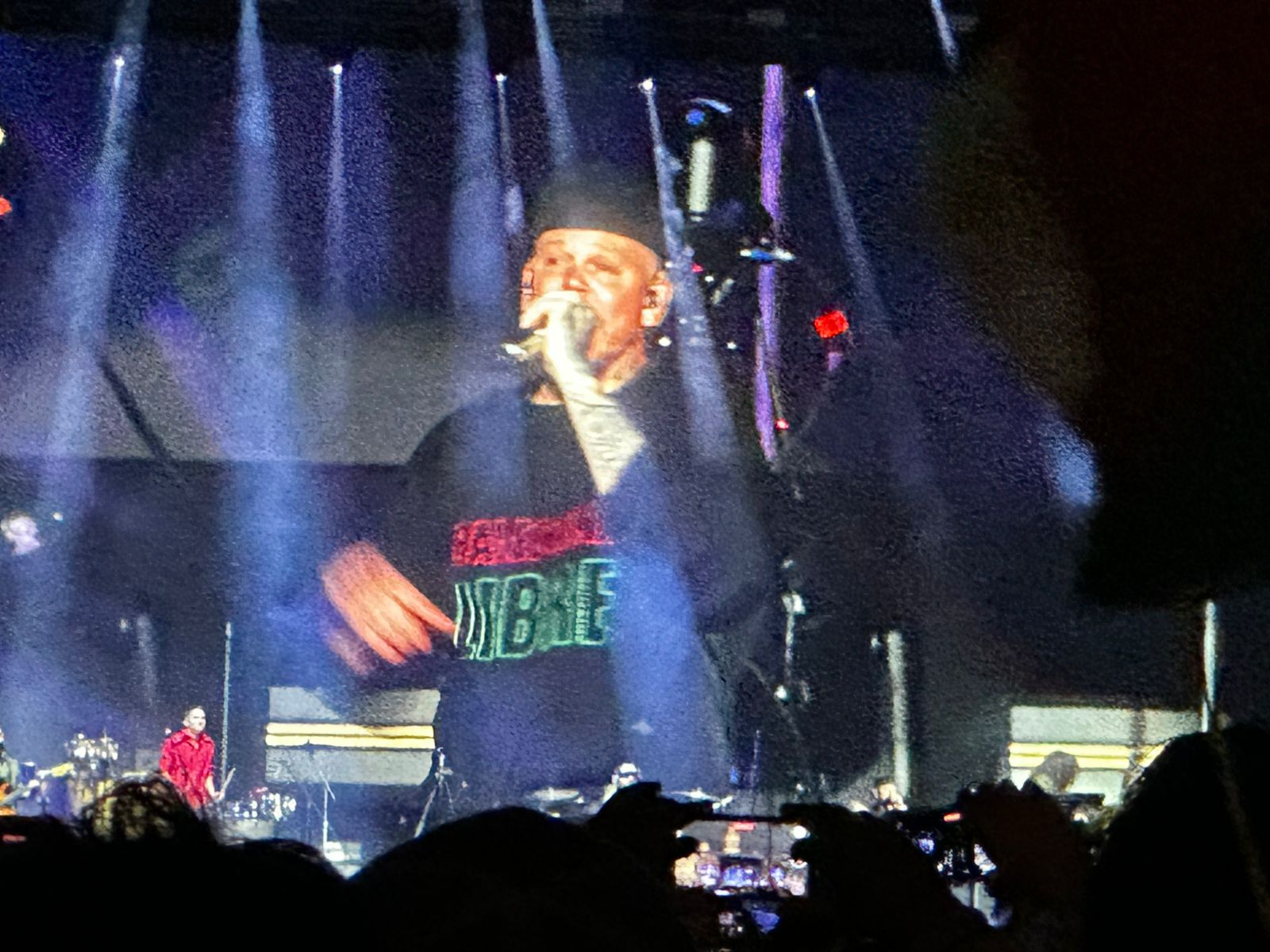 Residente brinda concierto en el Zócalo de la CDMX