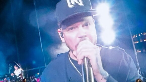 ¡Residente revienta el Zócalo! Lleno total, mensaje de apoyo a Palestina en épico concierto en CDMX