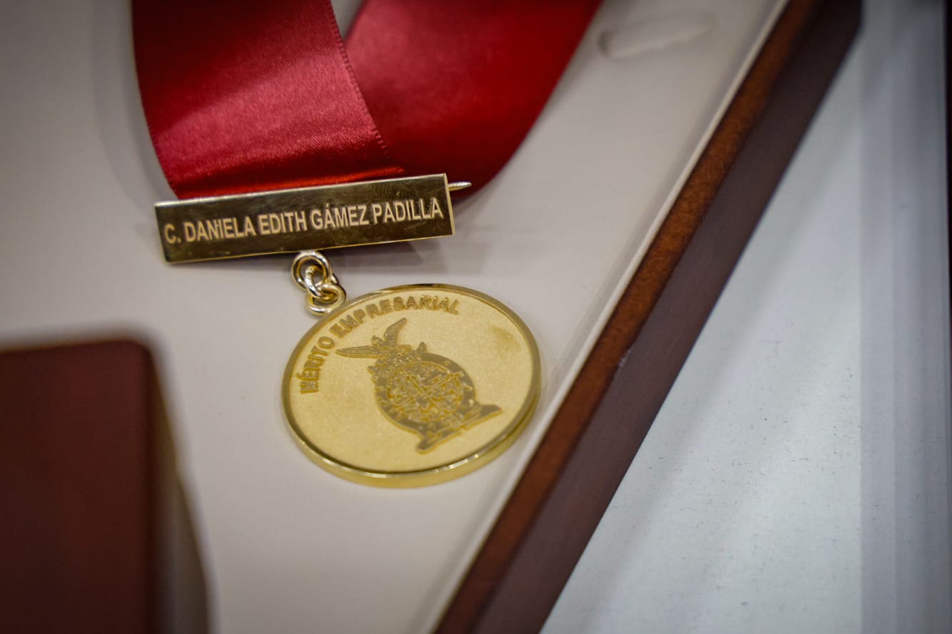 Medalla y reconocimiento al Mérito Juvenil 2025 en Sinaloa