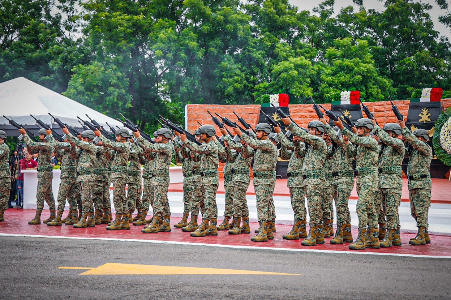 Personal militar en la la conmemoración del 178 aniversario de la Gesta Heroica de los Niños Héroes de Chapultepec.