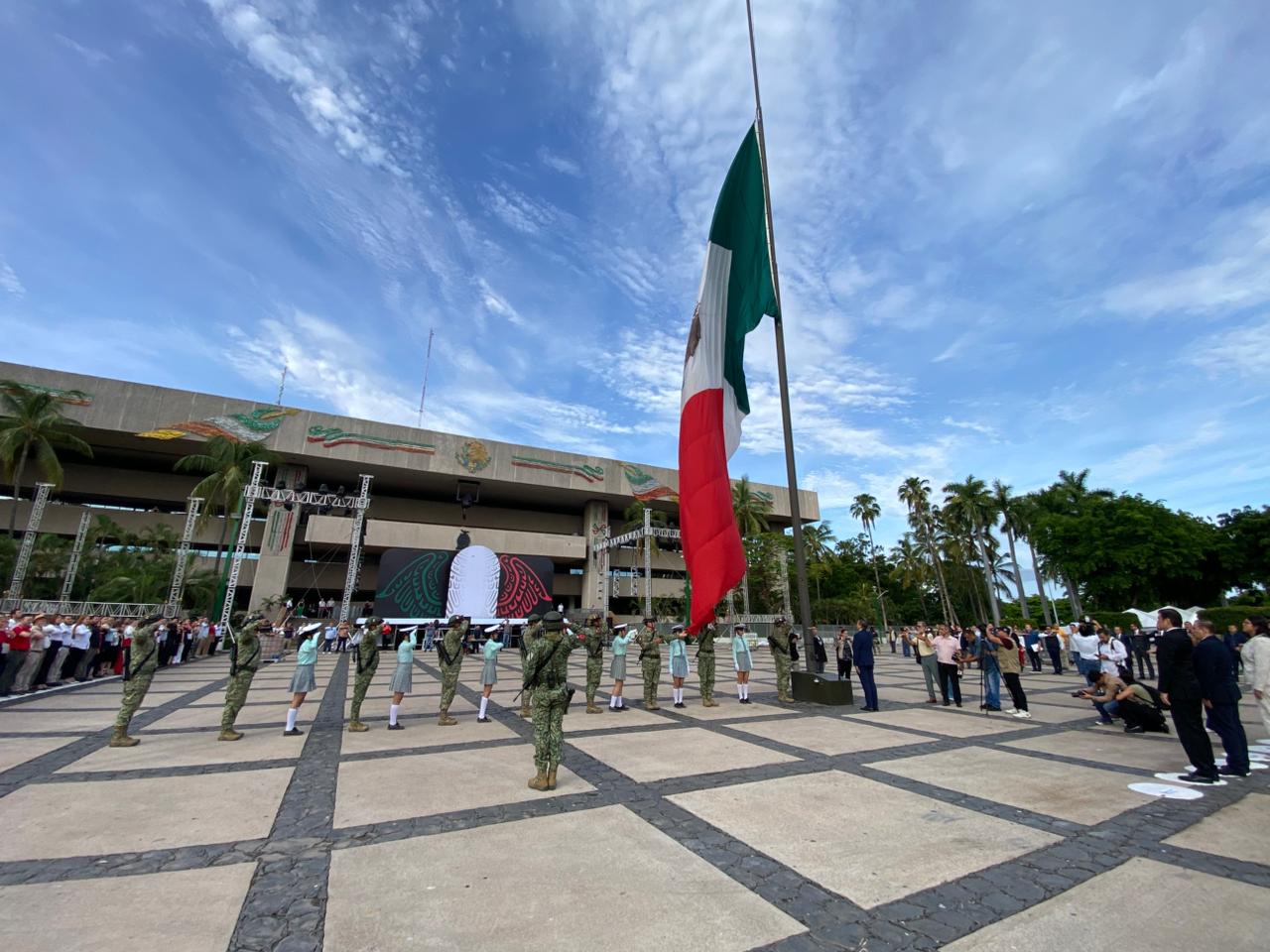conmemoran el 215 aniversario del grito de independencia en culiacan sinaloa