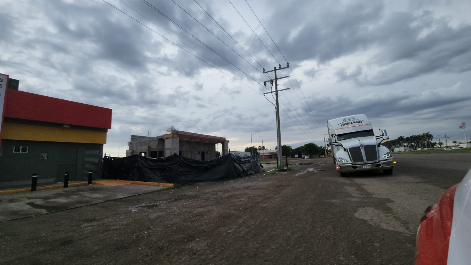 construcción de un nuevo caffenio en Guasave
