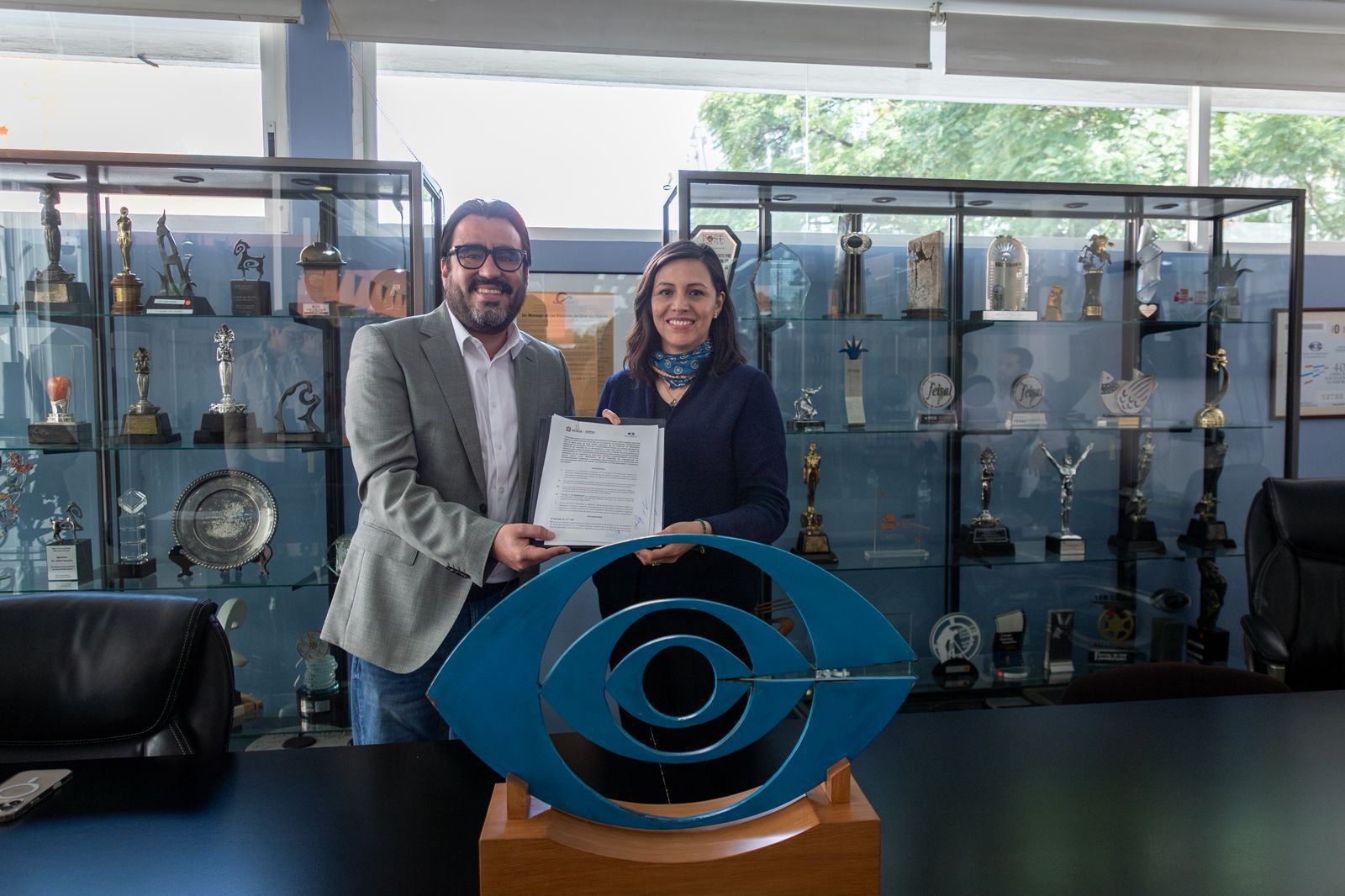 Alcalde de Culiacán firma convenio con Centro de Capacitación Cinematográfica