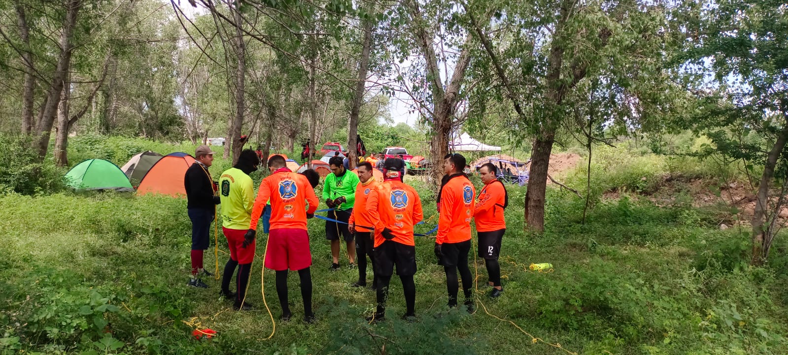 Dan curso a Bomberos del Évora y Guasave sobre rescate en aguas rápidas e inundaciones
