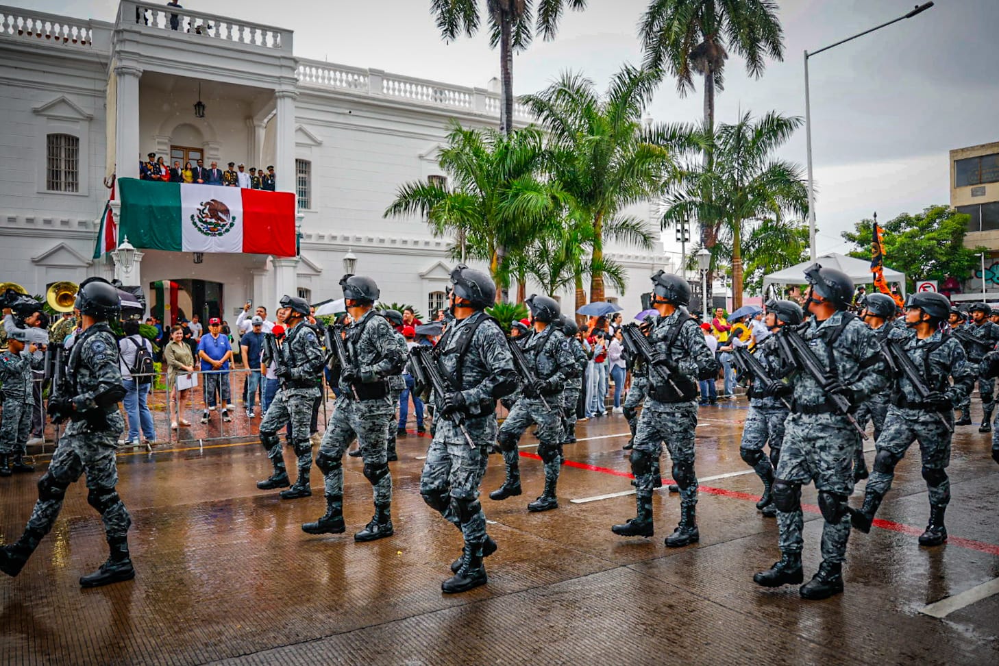 desfile de la independencia en culiacan