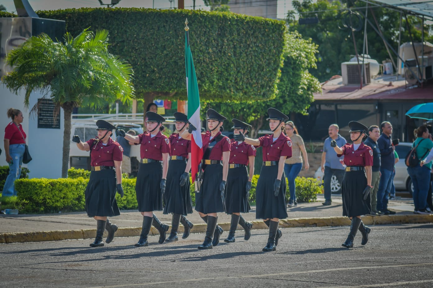 Desfile en Guamúchil por el Día de la Independencia de México