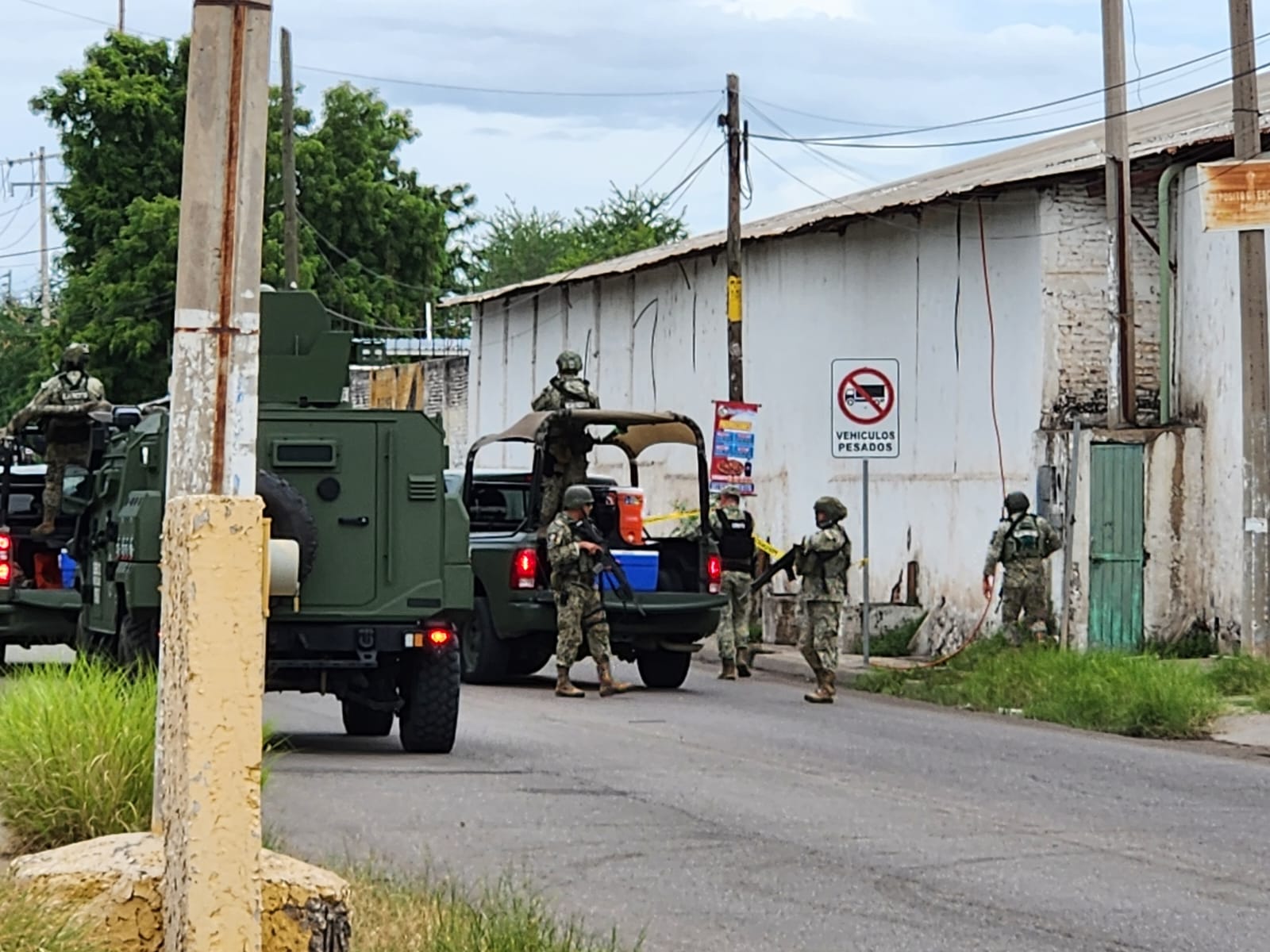 Despojo de camioneta en Culiacán