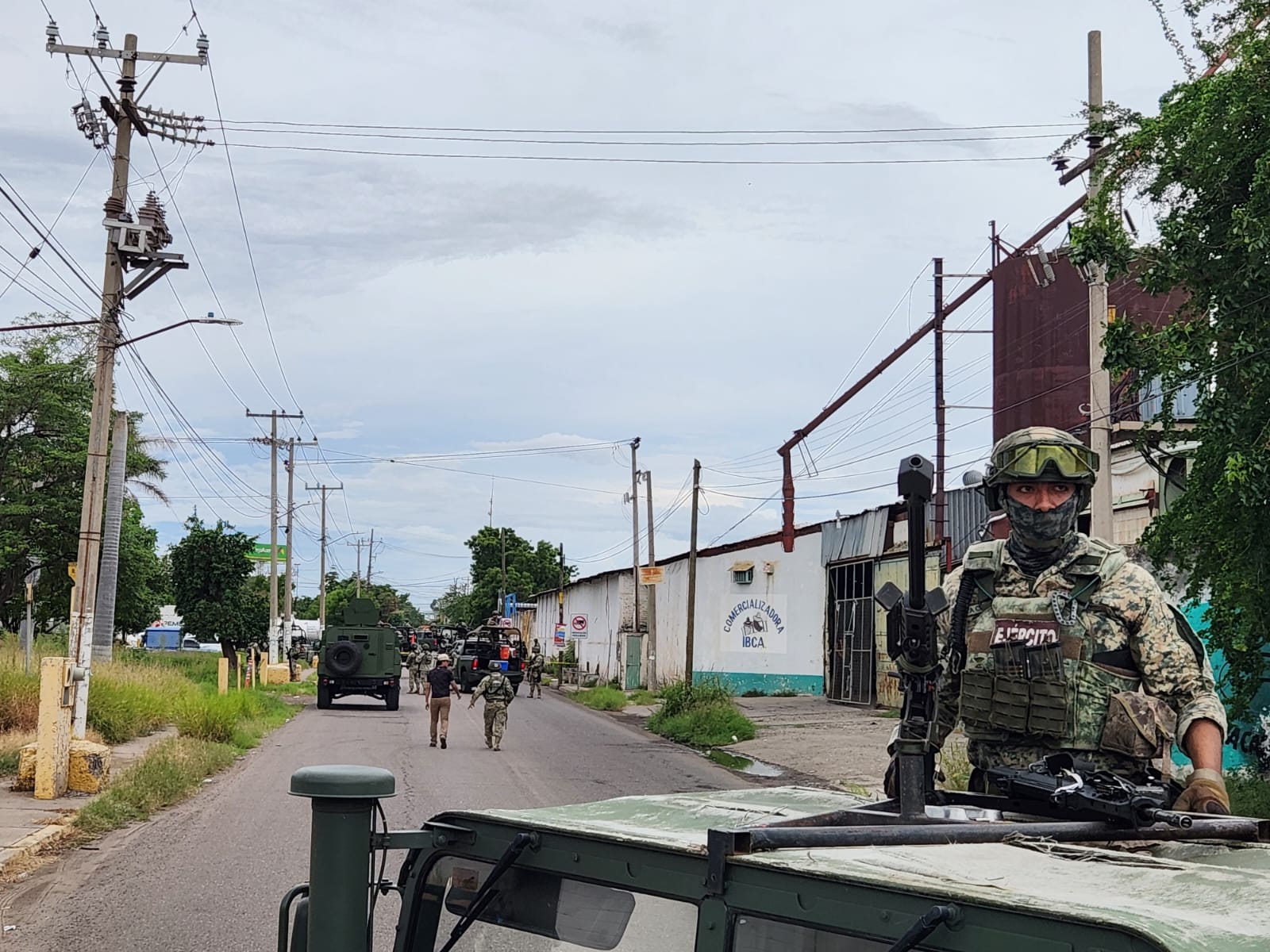 Despojo de camioneta en Culiacán