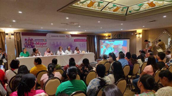 Conmemoran en Los Mochis Sinaloa el Día Internacional de la Mujer Indígena con reconocimientos