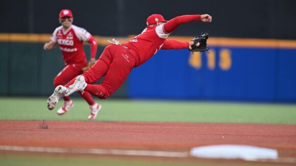 Diablos Rojos pegan fuerte en Jalisco y se colocan a un triunfo del bicampeonato