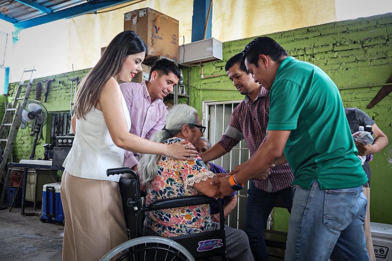 DIF Culiacán lleva apoyos a la colonia Guadalupe Victoria