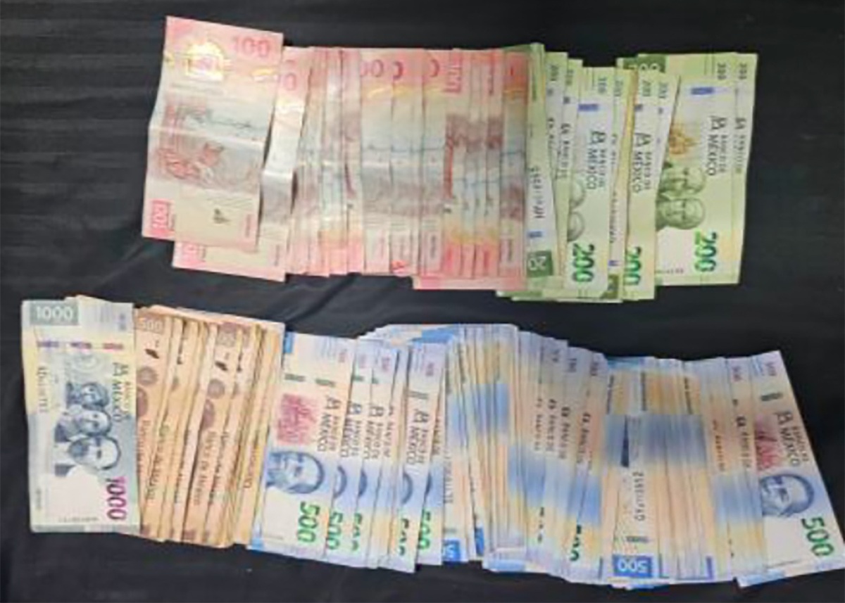 Dinero decomisado en Estado de México