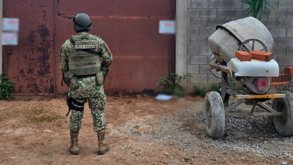 Ejército asegura maquinaria en domicilio de Culiacán, Sinaloa