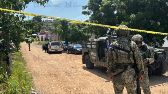 Ejecutan a balazos a un hombre frente a un abarrote de la colonia Francisco Alarcón de Culiacán, Sinaloa
