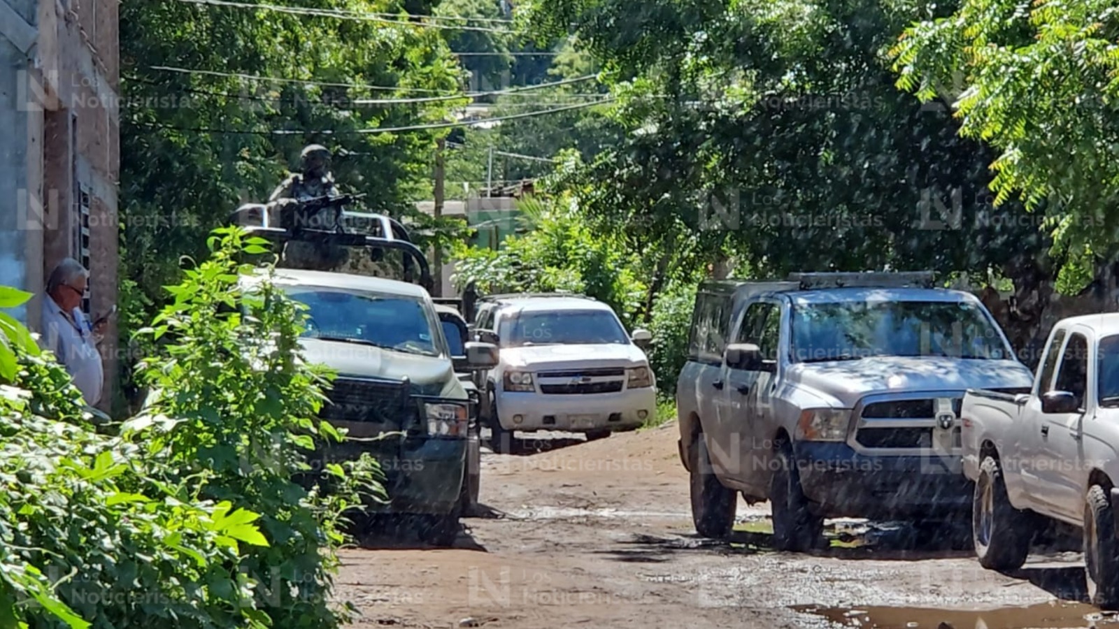Militares en lugar de la ejecución de un hpmbre en Culiacán