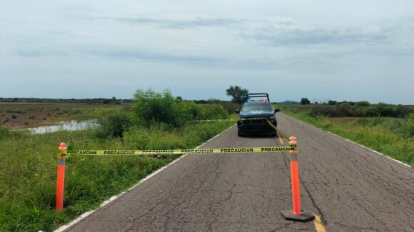 Localizan a hombre sin vida con huellas de violencia en la carretera Pericos-Recoveco, en Mocorito