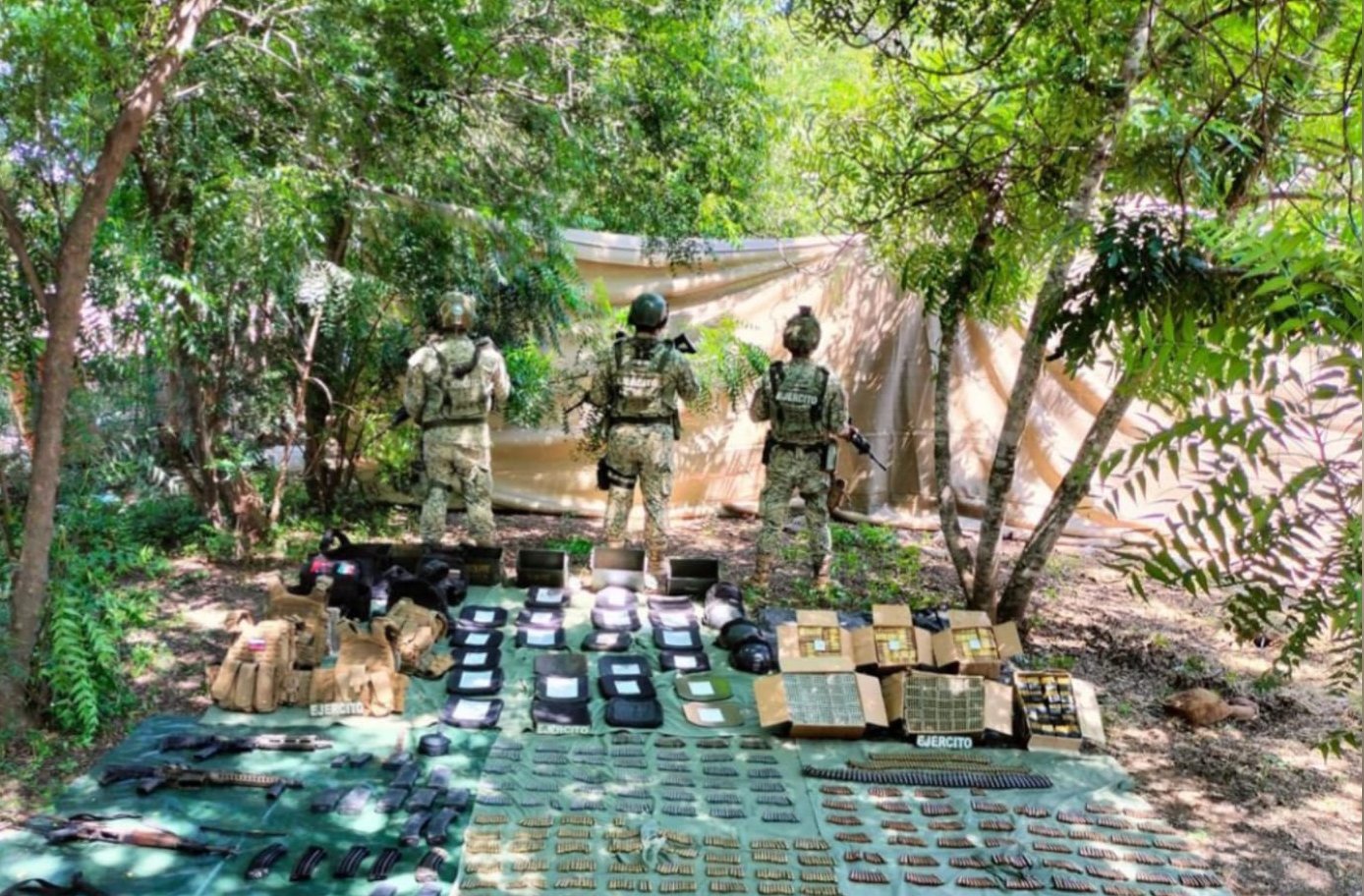 Personal del Ejercito Mexicano presenta aseguramiento en Tepuche, Culiacán