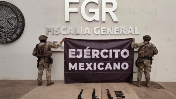 Observan a militares y huyen; asegura armamento, cargadores y municiones en Tepuche, Culiacán, Sinaloa