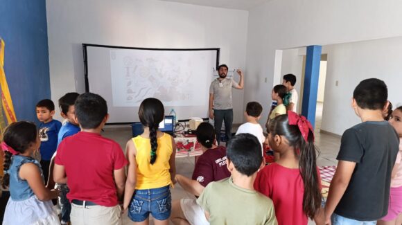 El Corochi Lector florece en El Huitussi, Guasave, Sinaloa: un refugio de sueños, lecturas y conciencia ecológica