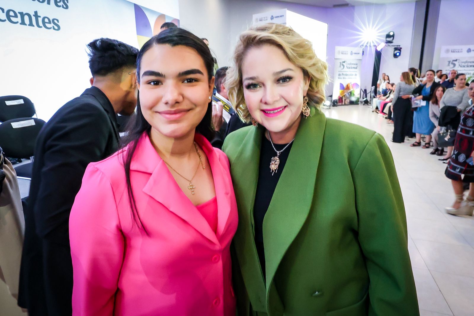 Eneyda Rocha asiste a conferencia nacional en Guanajuato