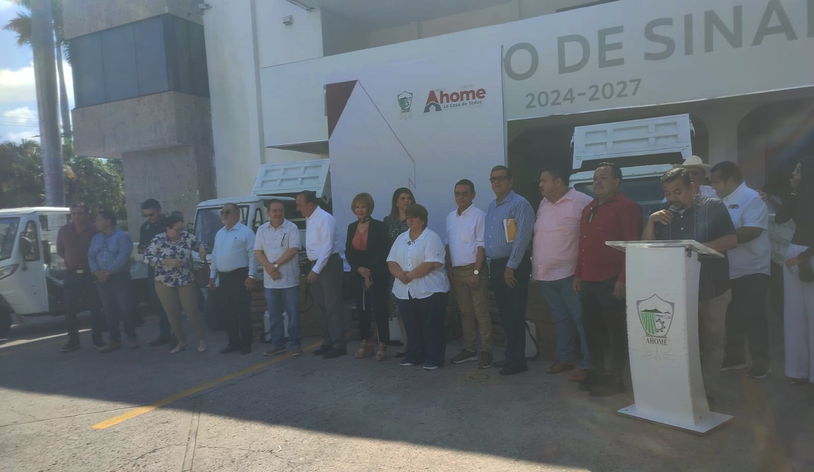 entregan motobombas de fumigacion en ayuntamiento de ahome sin