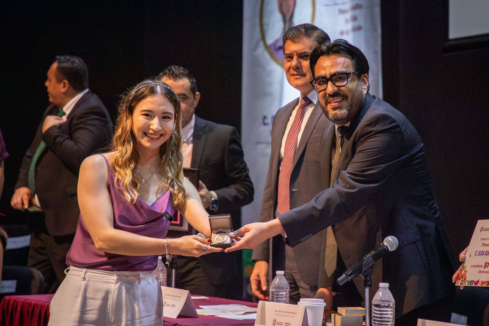 Entregan Premio Coltzin al Mérito Ciudadano 2025 en Culiacán