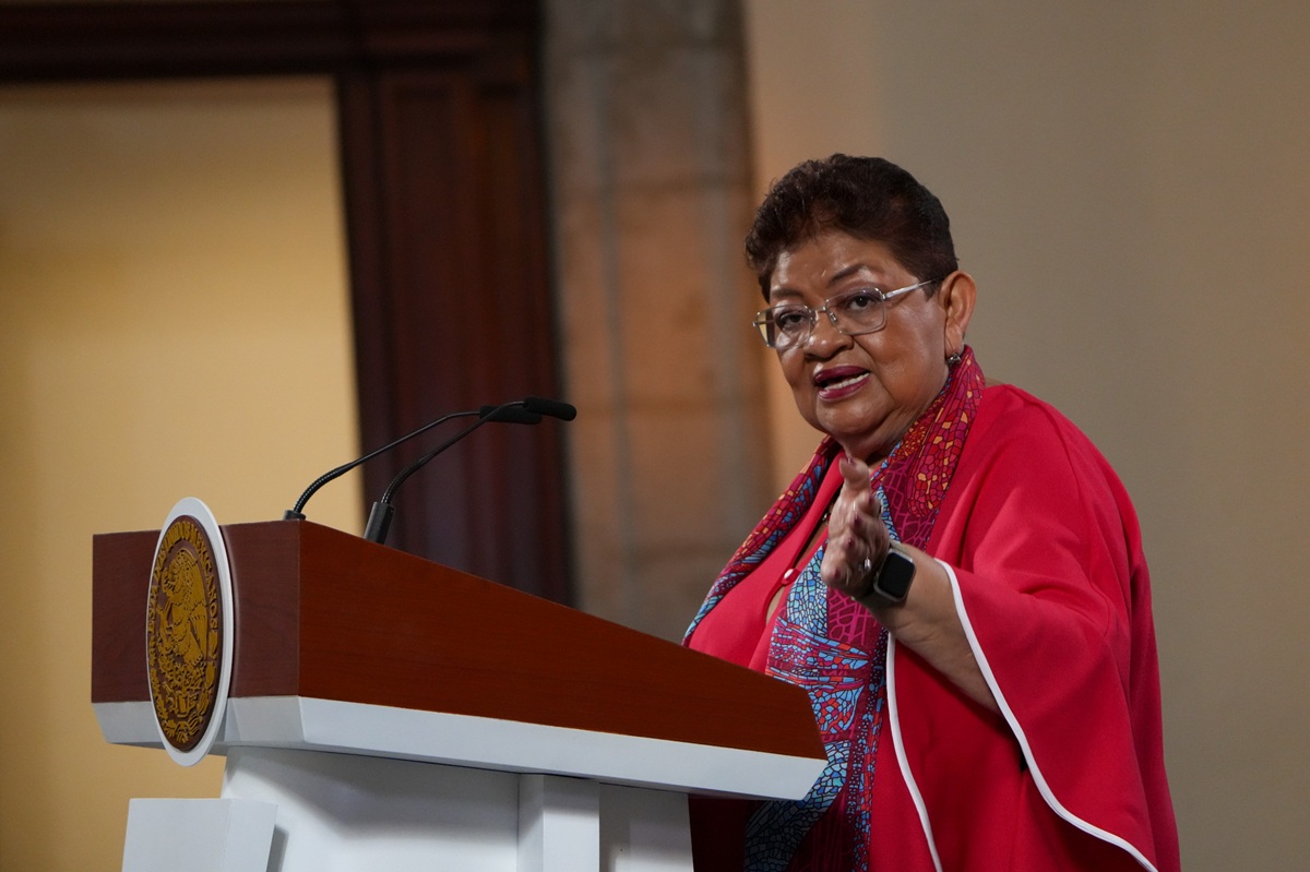 Ernestina Godoy en conferencia 'mañanera'