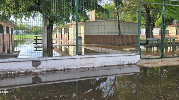 Siguen 17 planteles sin reanudar clases en Ahome por afectaciones de lluvias e inundaciones: SEPyC