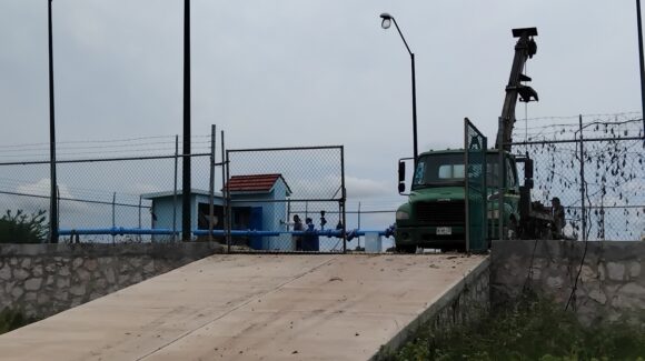 Falla eléctrica deja sin agua a varias colonias de Villa Unión, Mazatlán este lunes