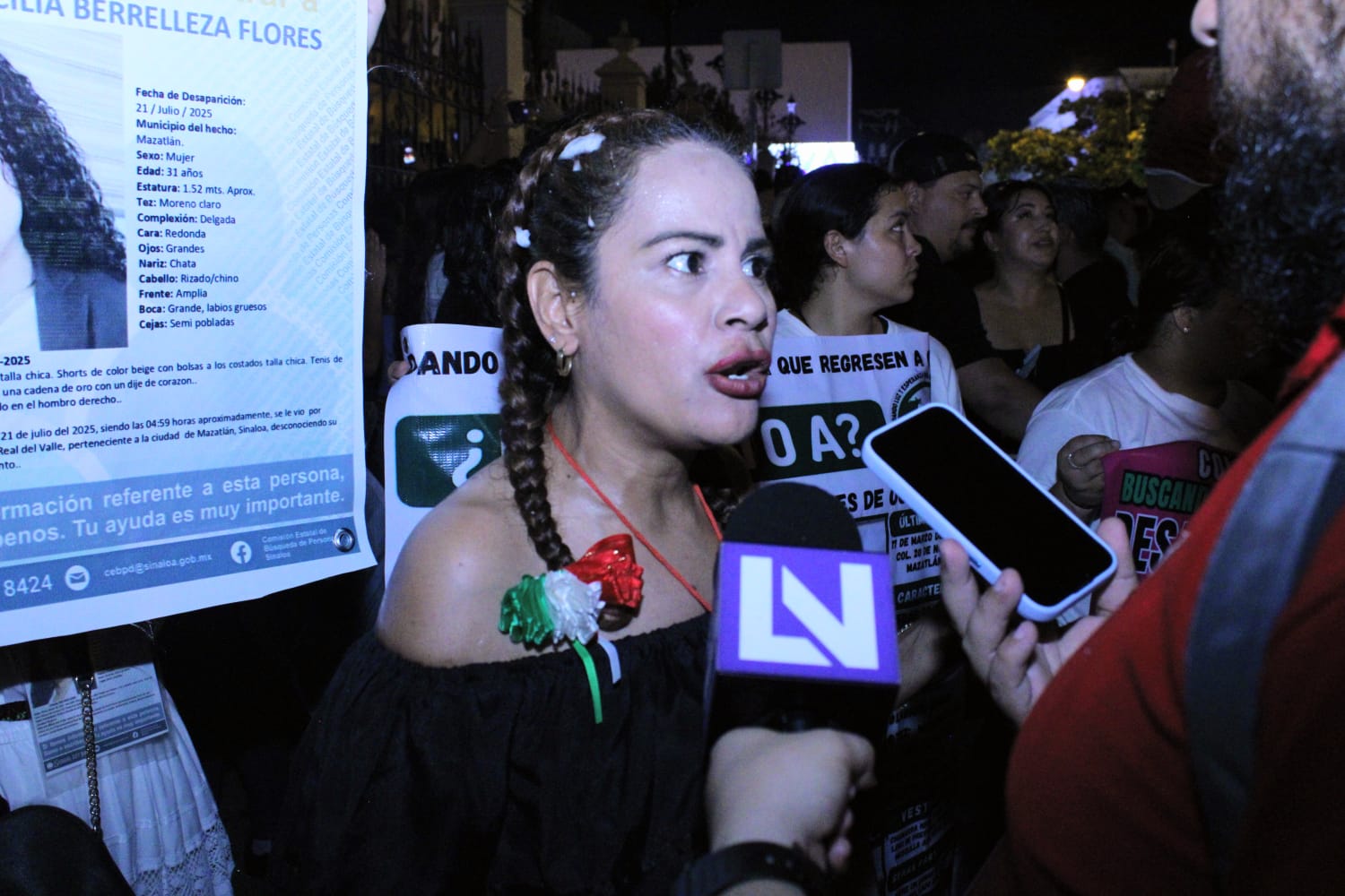 Familiares de desaparecidos dan el Grito de Independencia en Mazatlán