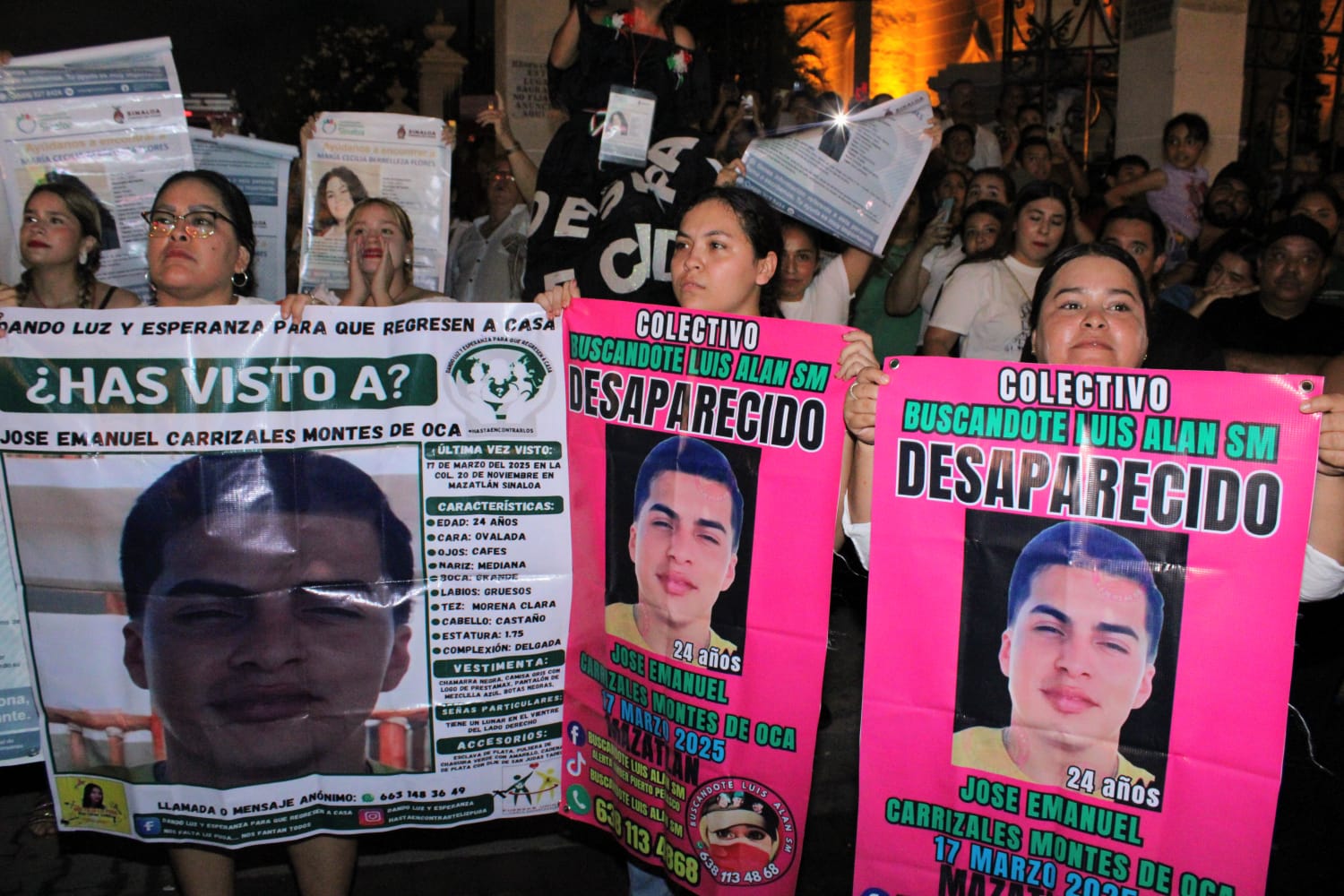 Familiares de desaparecidos dan el Grito de Independencia en Mazatlán