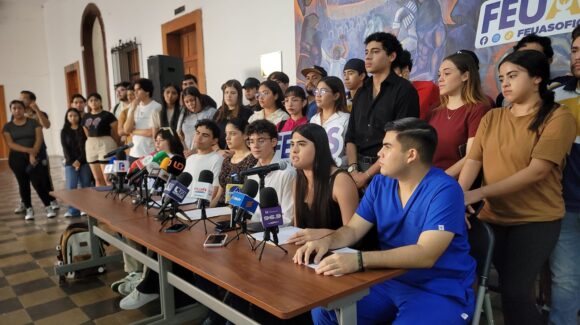 Estudiantes de la UAS anuncian marcha por Matanza de Tlatelolco en Culiacán, Sinaloa y se pronuncian a favor de la reingeniería