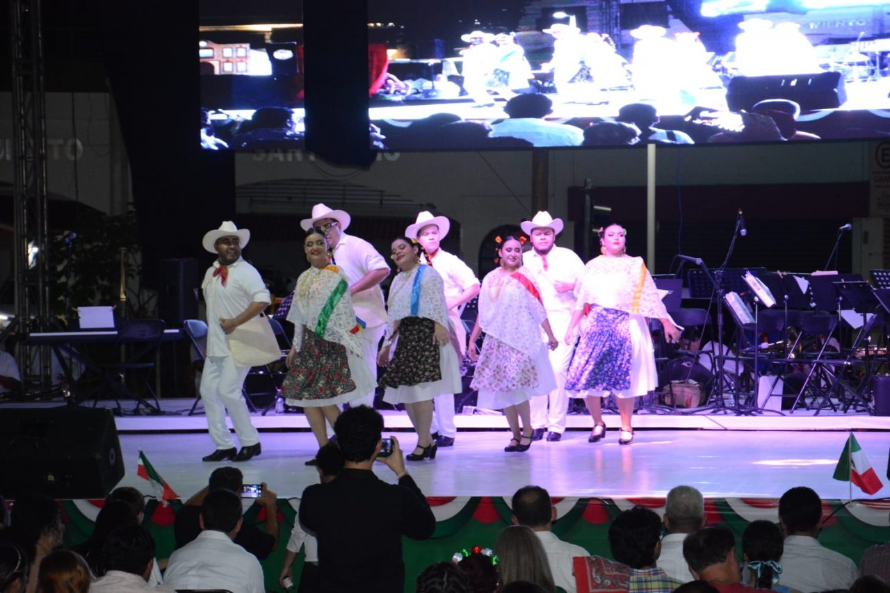 Festejos por el Día de la Independencia en la UAS