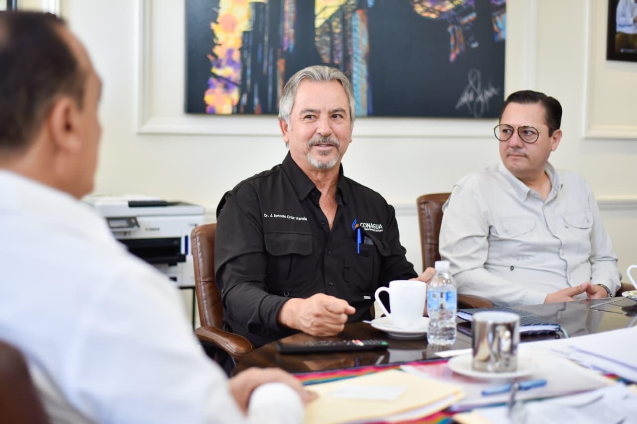 Autoridades de Ahome se reúnen con funcionarios de Conagua