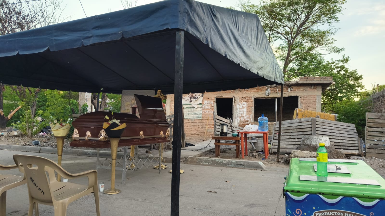 Funeral de Juan de Dios Castro Ruiz, "El Huevo, en Los Mochis, Sinaloa