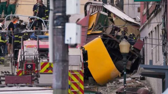 Tragedia en Lisboa: funicular turístico descarrila y deja 15 muertos y 18 heridos