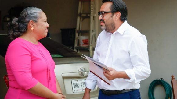 “Es un orgullo tener las escrituras de mi casa”: beneficiadas de la entrega de títulos de propiedad en Culiacán